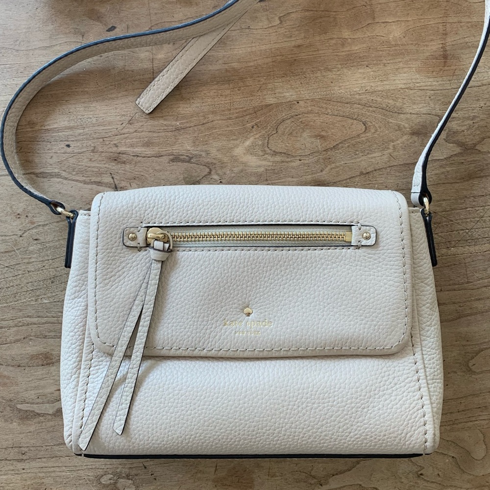 Kate Spade light beige crossbody bag